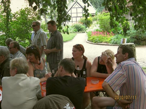 Sommerfest 015.jpg - Meinen diese Mitglieder auch.